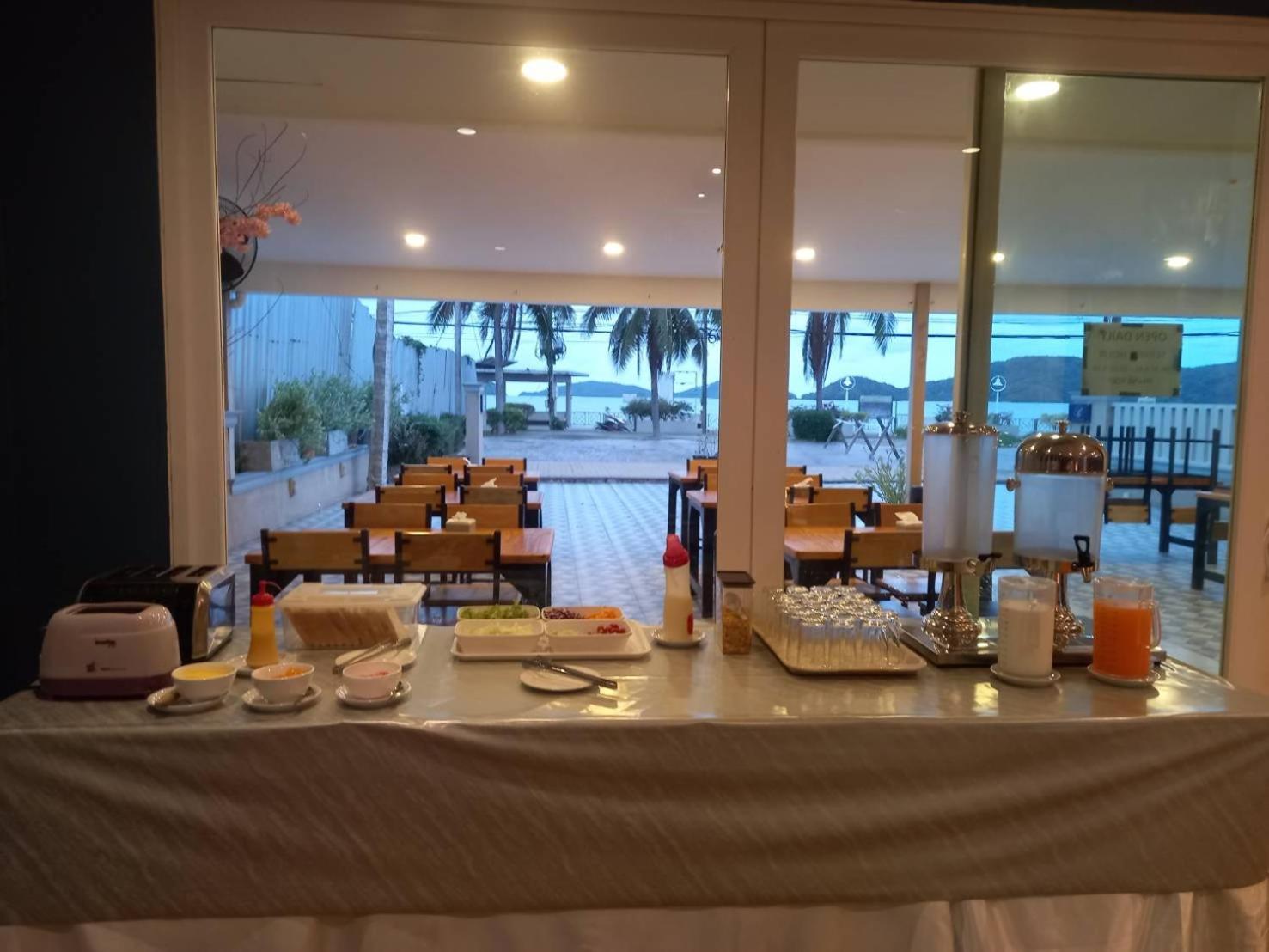 Panwa Beach Side Beachfront Phuket Exterior foto